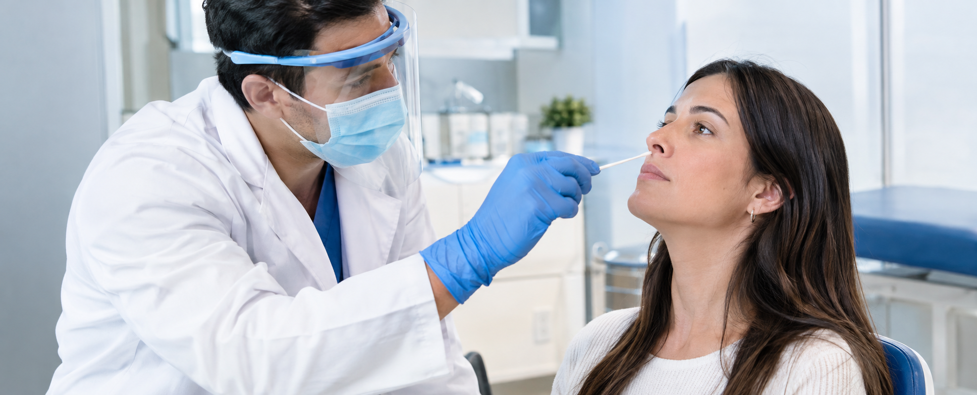 Prueba nasal en clínica moderna 